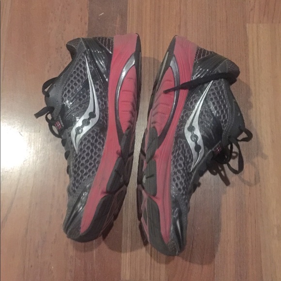 Saucony Sneakers - Picture 3 of 4